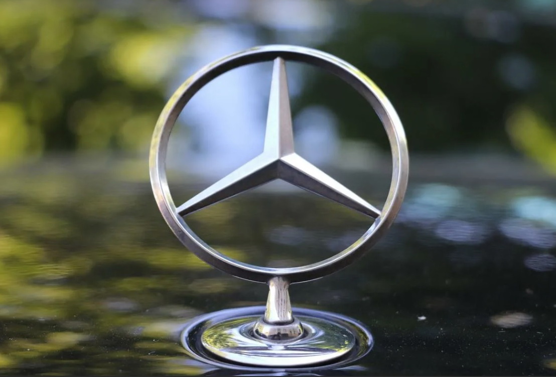 Mercedes-Benz подтвердил уход из России