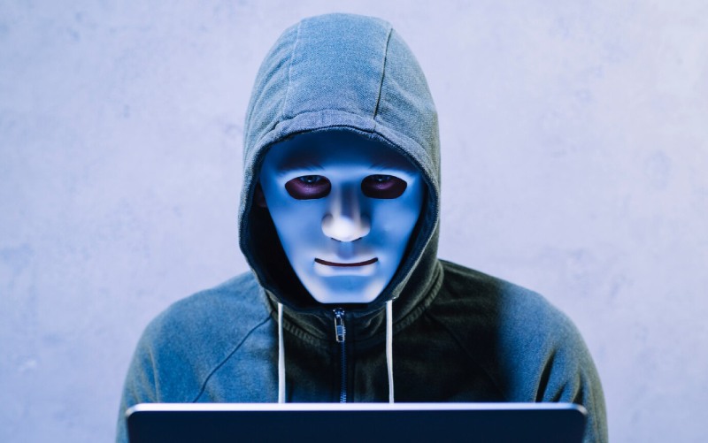 Аферисты начали взламывать аккаунты россиян при помощи входящих звонков