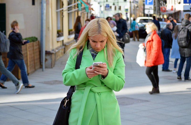 Мошенники начали создавать поддельные чаты соседей по дому и организаций ЖКХ