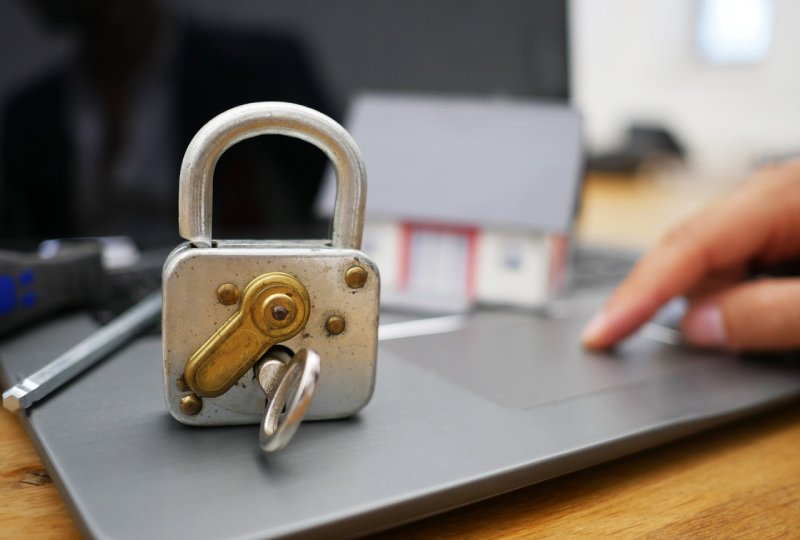С 1 июля в России начнут продавать квартиры по биометрии