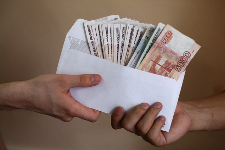 Подсчитаны зарплаты россиян "в конвертах"