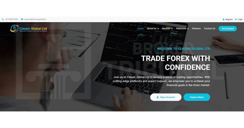 Компания под названием Classic Global Ltd называет себя надежным биржевым посредником, который предлагает трейдерам прямой доступ к мировым финансовым рынкам. По словам брокера, с помощью используемых платформ и экспертной поддержки каждый желающим сможет достичь стабильных результатов и выйти на солидный доход.   Дилинговый центр уверяет, что он официально зарегистрирован по следующему адресу: Ground Floor, The Sotheby Building, Rodney Village, RodneyBay, Gros-Islet, RodneyBay, Saint Lucia, LC01401. Документально юридический статус посредника не подтвержден. В разделе ответов на популярные вопросы фирма заявляет, что является регулируемым брокером. При этом она не сообщает наименования органов надзора, которые осуществляют контроль за услугами, не демонстрирует копии и номера полученных разрешений.   Одним из своих преимуществ биржевик называет наличие многолетнего опыта работы на рынке. Дата запуска проекта и история его становления не анонсированы. Сведения о руководящем и командном составе держатся в секрете.   Регистрация на сайте classicglobal.io Чтобы создать профиль в системе, трейдеру необходимо:  перейти на страницу регистрации my.classicglobal.io; заполнить специальную анкету; принять условия действующих соглашений.   О необходимости верификации личности и требованиях к ее прохождению информации в открытом доступе нет.  Торговые инструменты и платформы Classic Global Ltd Для заработка трейдерам предложены многочисленные финансовые инструменты:  валютные пары; драгоценные металлы; товары; индексы; криптовалюты; акции.   По словам посредника, благодаря многообразию торговых активов пользователи смогут диверсифицировать инвестиции и формировать собственные инвестпортфели.   Торговать брокер предлагает посредством различных платформ, в числе которых MetaTrader 4 (MT4) и MetaTrader 5 (MT5). Они обеспечивают трейдеров разными инструментами для реализации любых стратегий, построения графиков, анализа и автоматической торговли.  Торговые счета «Классик Глобал Лтд» Компания ClassicGlobal утверждает, что предлагает трейдерам различные виды торговых счетов, включая стандартные, ECN и VIP. При этом в открытом доступе нет перечня предусмотренных тарифов, их описаний и возможностей. С какой суммы можно приступить к трейдингу и на каких условиях — непонятно.   Известно, что каждого клиента посредник обещает обеспечить:  многообразием образовательных материалов, включая вебинары и учебные пособия; торговлей с конкурентоспособными спредами и низкими комиссиями; индивидуальными услугами по управлению активами; специализированной поддержкой в круглосуточном режиме.  О наличии тренировочного счета для тестирования торговых стратегий с использованием виртуального капитала посредник умалчивает.  Пополнение счёта и вывод средств из «КлассикГлобал»  Что касается платежной политики, брокер заявляет об использовании инновационных решений для своевременного и гибкого вывода средств. Никакой конкретики по данному вопросу на сайте посредника нет. Поддерживаемые методы финансирования не обозначены. Сроки обработки заявок и зачисления денег не указаны. Взимаемые комиссии и установленные лимиты для совершаемых транзакций держатся в секрете.  Заключение о classicglobal.io Офшорная регистрация, отсутствие информации о лицензировании услуг, скрытность торговых условий и положений финансовой дисциплины — данные факторы заставляют усомниться в надежности посредника и прозрачности предлагаемых им услуг. Прежде чем соглашаться на сотрудничество с фирмой, следует изучить клиентские отзывы о Classic Global Ltd. Они помогут получить объективную картину о деятельности компании и сделать правильные выводы о рентабельности заработка на торговле под ее руководством. 