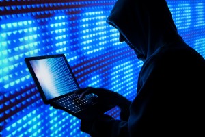 Жителей России предупреждают о майской кибератаке на их счета