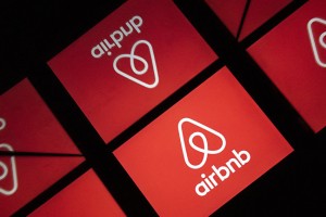 Airbnb идёт к IPO
