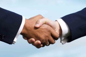 «Тинькофф» и Росбанк обсуждают объединение