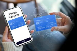 В России скоро разрешат открывать счета дистанционно