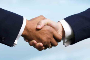 «Тинькофф» и Росбанк обсуждают объединение