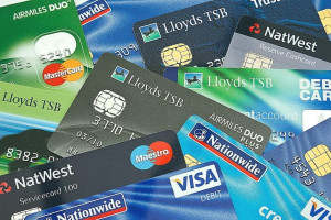 Мошенники предлагают россиянам открыть заграничный счёт