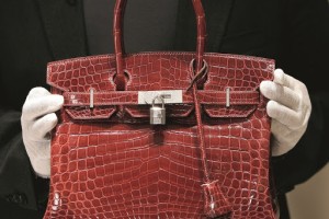 Сумки Hermès признаны выгодными объектами для инвестирования