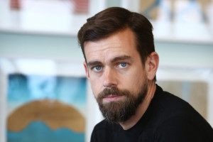 Джек Дорси дал один миллиард долларов на борьбу с пандемией коронавируса